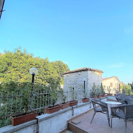 Hotel San Francesco e il lupo Gubbio Esterno foto
