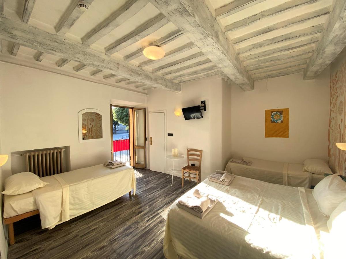 Hotel San Francesco e il lupo Gubbio Esterno foto